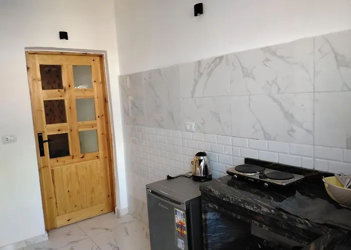 The Palm Circle - - 2 Daire